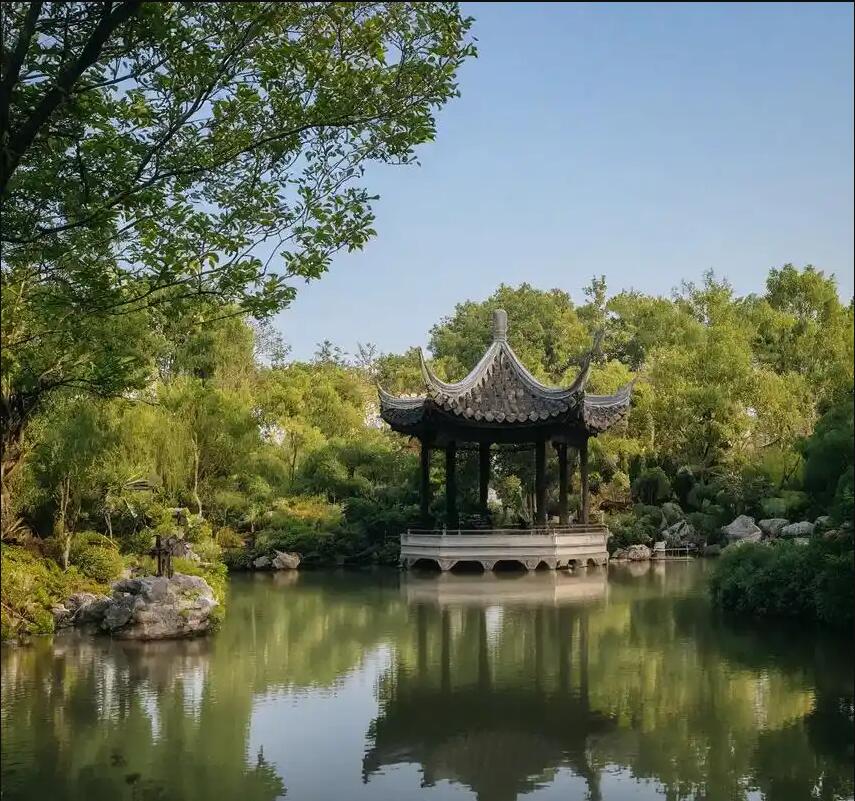 漳州笔下餐饮有限公司